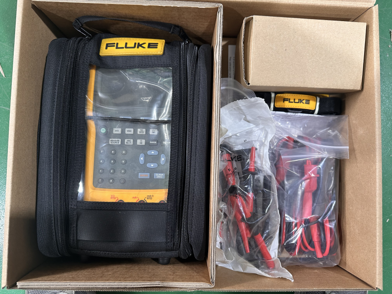 New arrival FLK 753 multifunction Documenting Process Calibrator for your reference. We supply 100% original and brand new FLK 753 Calibrator.